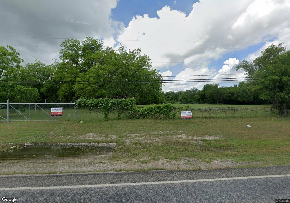 716 Cr-4757, Newark, TX 76071 - photo 1