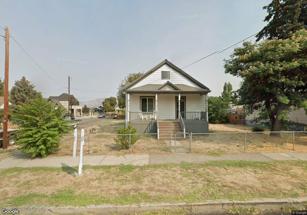 903 E 8th St, the Dalles, OR 97058 - photo 1