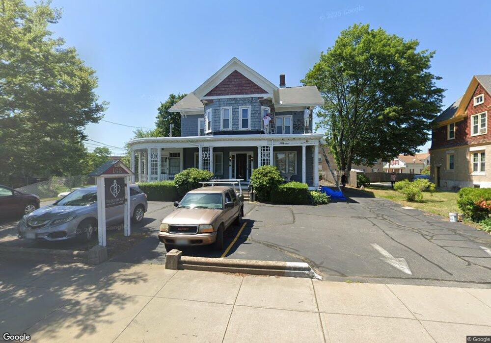 142 Cottage St, Pawtucket, RI 02860 - photo 1