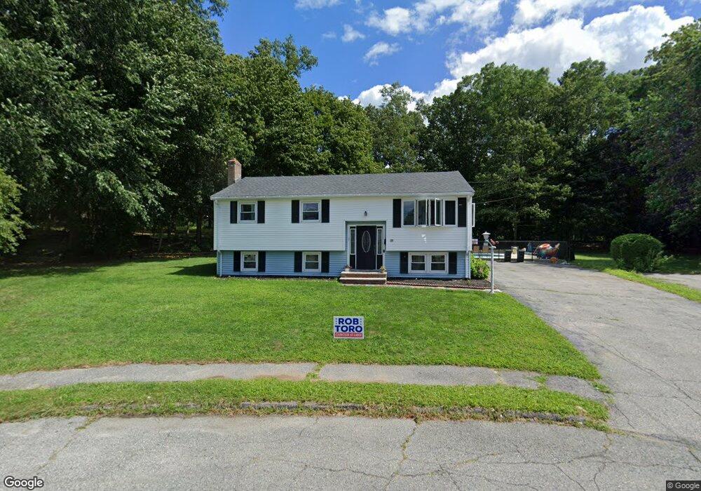 17 Boline Place, Woburn, MA 01801 - photo 1