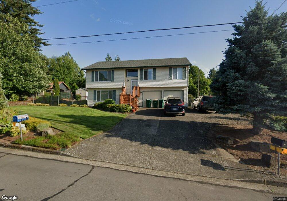 210 SE 5th St, Troutdale, OR 97060 - photo 1