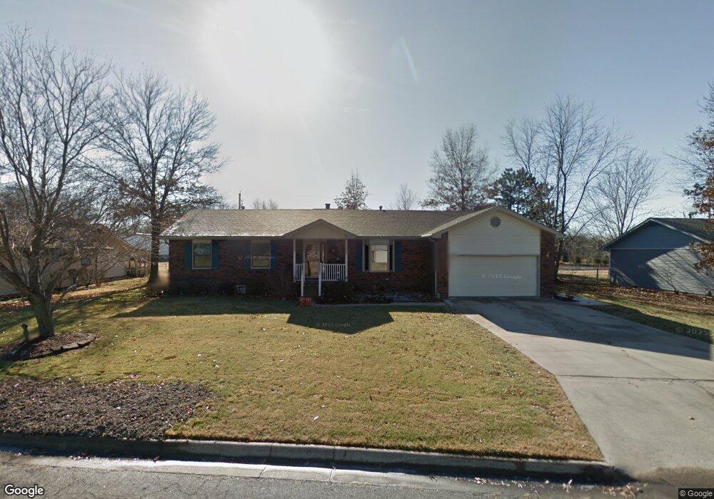 3214 Clark Ave, Parsons, KS 67357 - photo 1