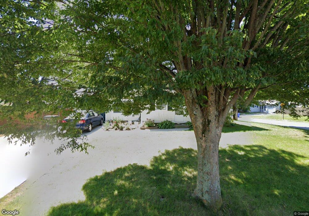 2 Ormond Dr, Riverside, RI 02915 - photo 1