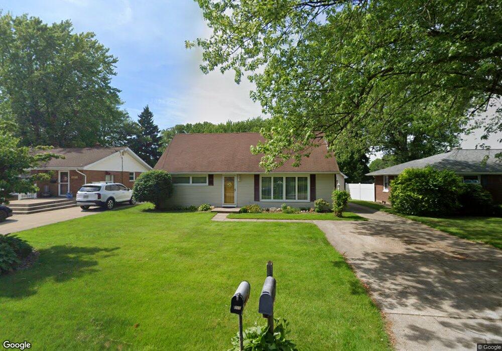 3710 Meadow Dr, Erie, PA 16506 - photo 1
