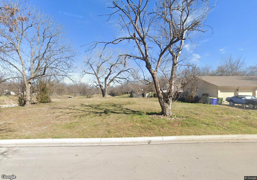 217 Pemberton Dr, Fort Worth, TX 76108 - photo 1