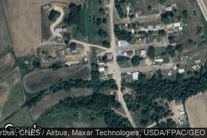 183 Main St, Zwingle, IA 52079