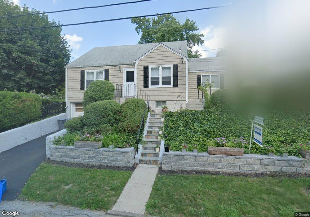 19 Grove St, Dobbs Ferry, NY 10522 - photo 1