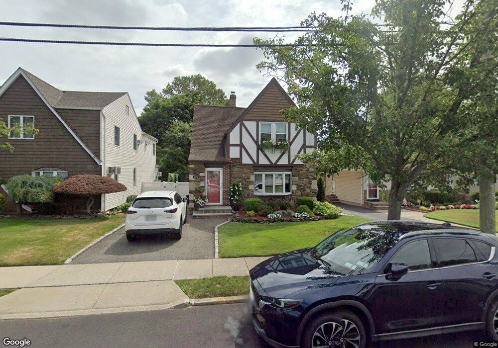 2125 Johnson Place, Bellmore, NY 11710 - photo 1