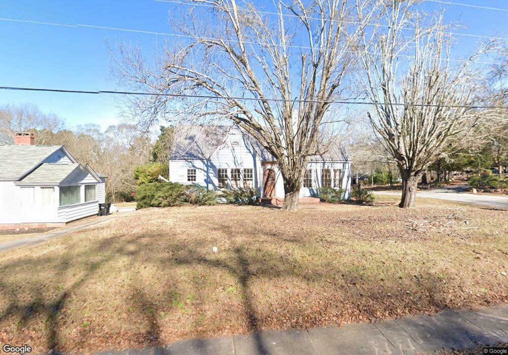 522 Forsyth St, Barnesville, GA 30204 - photo 1