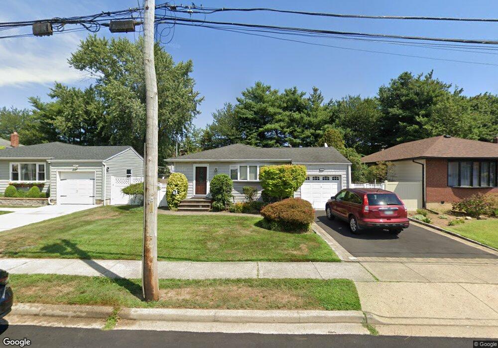 18 N Robert Damm St, Bethpage, NY 11714 - photo 1