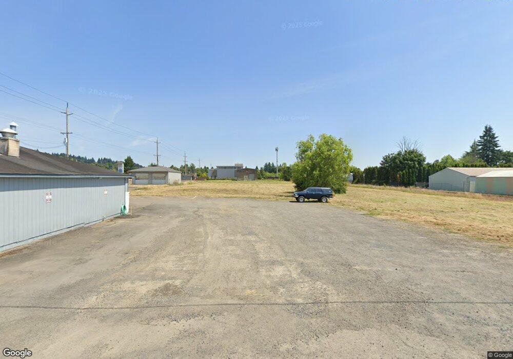 180 SE 10th St, Dundee, OR 97115 - photo 1