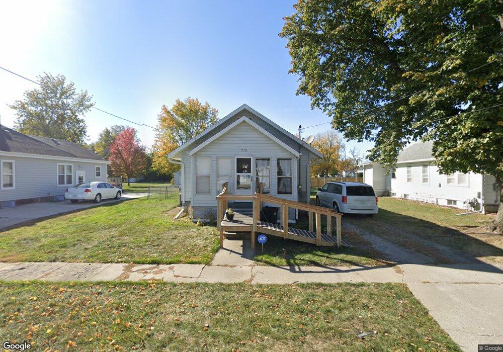 713 E 10th St N, Newton, IA 50208 - photo 1