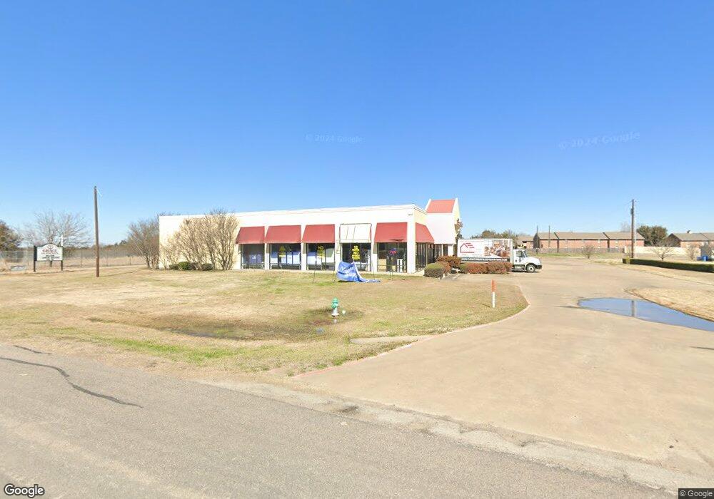 2400 W Ennis Ave, Ennis, TX 75119 - photo 1