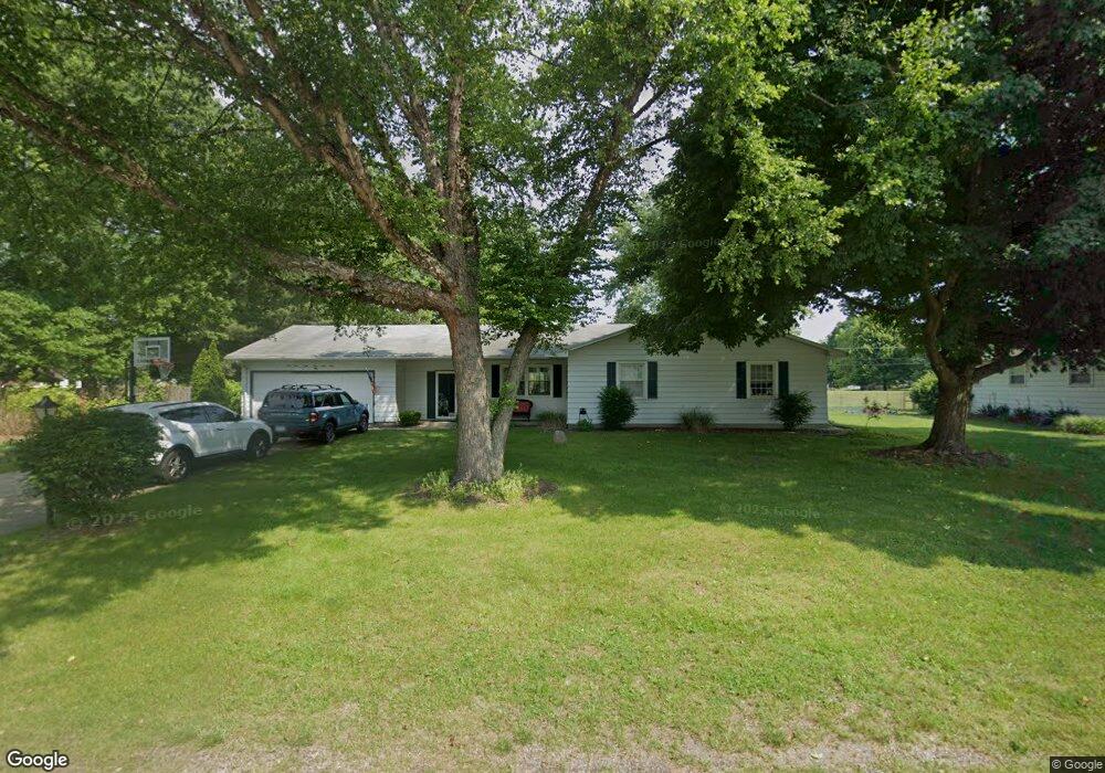 18415 Chaucer Ln, South Bend, IN 46637 - photo 1