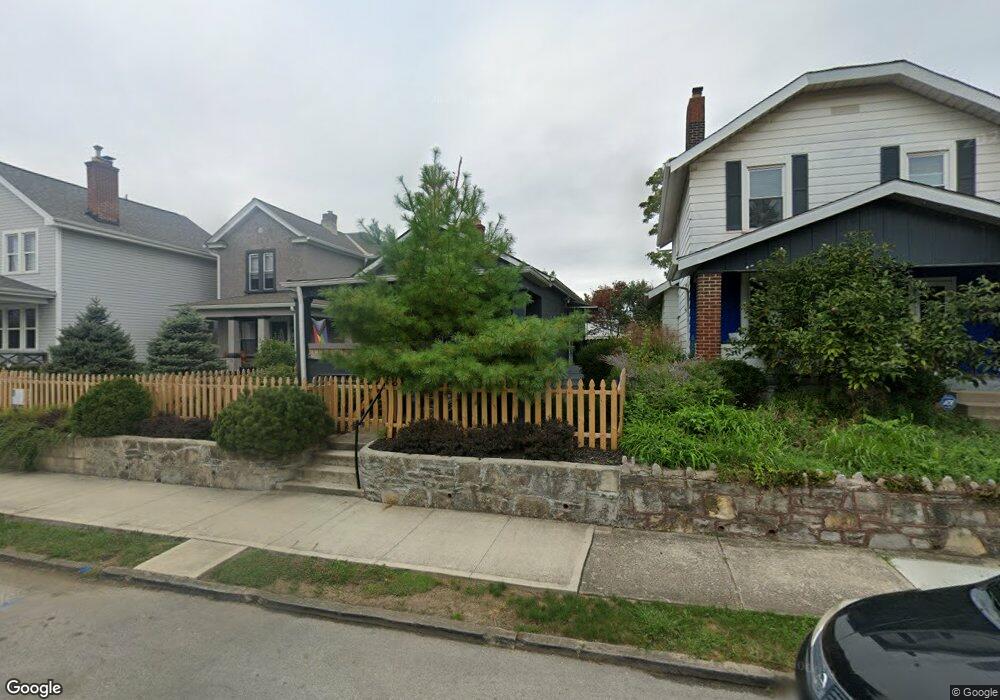 318 E Hinman Ave, Columbus, OH 43207 - photo 1