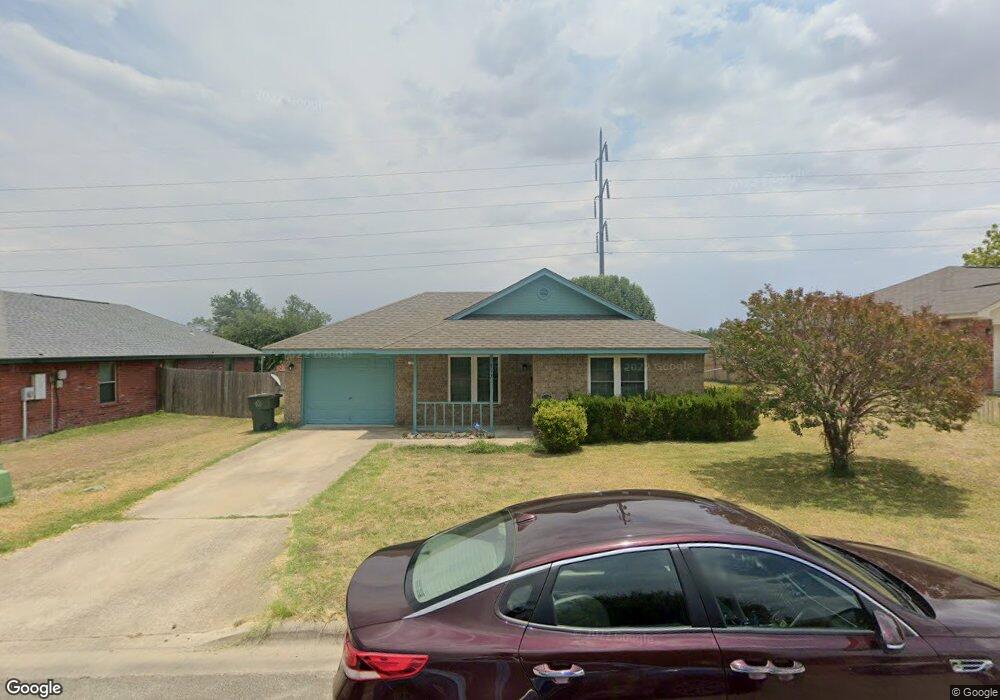 317 Prewitt Dr, Temple, TX 76501 - photo 1