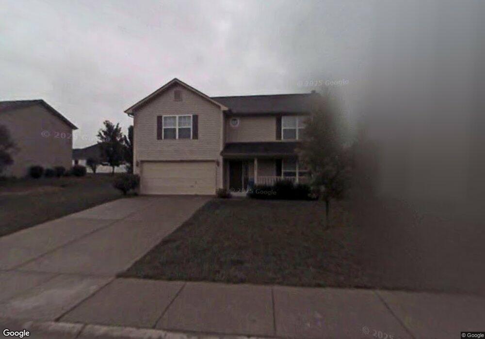 6081 E Pioneer Place, Columbus, IN 47203 - photo 1