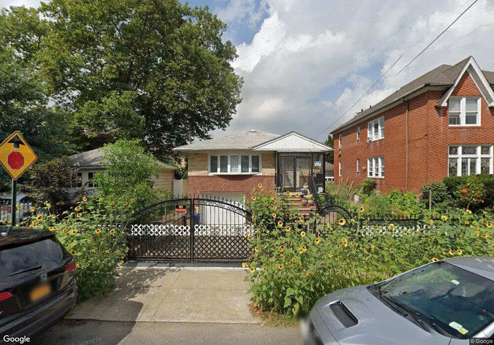 4742 160th St, Flushing, NY 11358 - photo 1