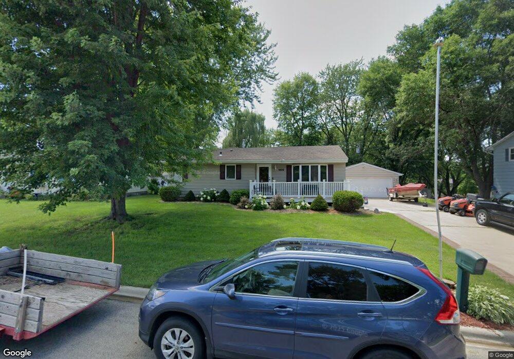 1609 Crystal Dr, Albert Lea, MN 56007 - photo 1