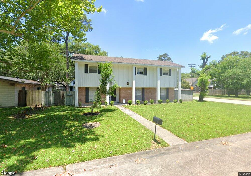 402 Glenlea Dr, Friendswood, TX 77546 - photo 1