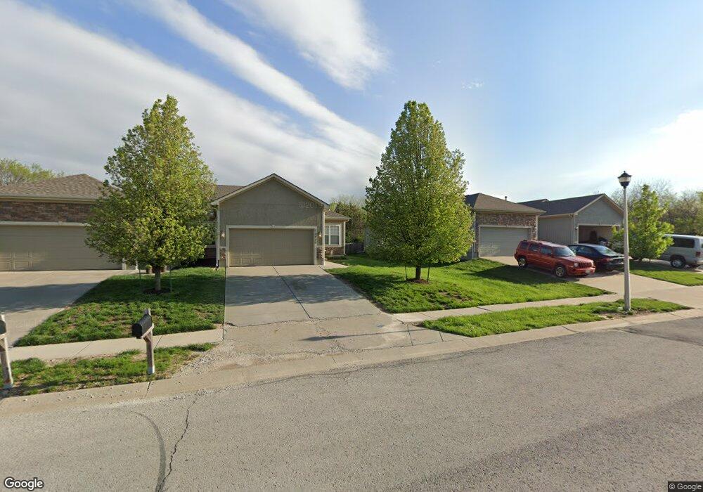 22422 W 76th St, Shawnee, KS 66227 - photo 1