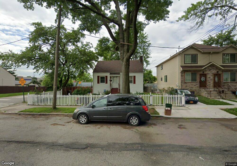 440 Netherland Ave, Staten Island, NY 10303 - photo 1