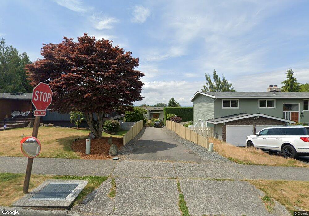 1210 8th Ave S, Edmonds, WA 98020 - photo 1