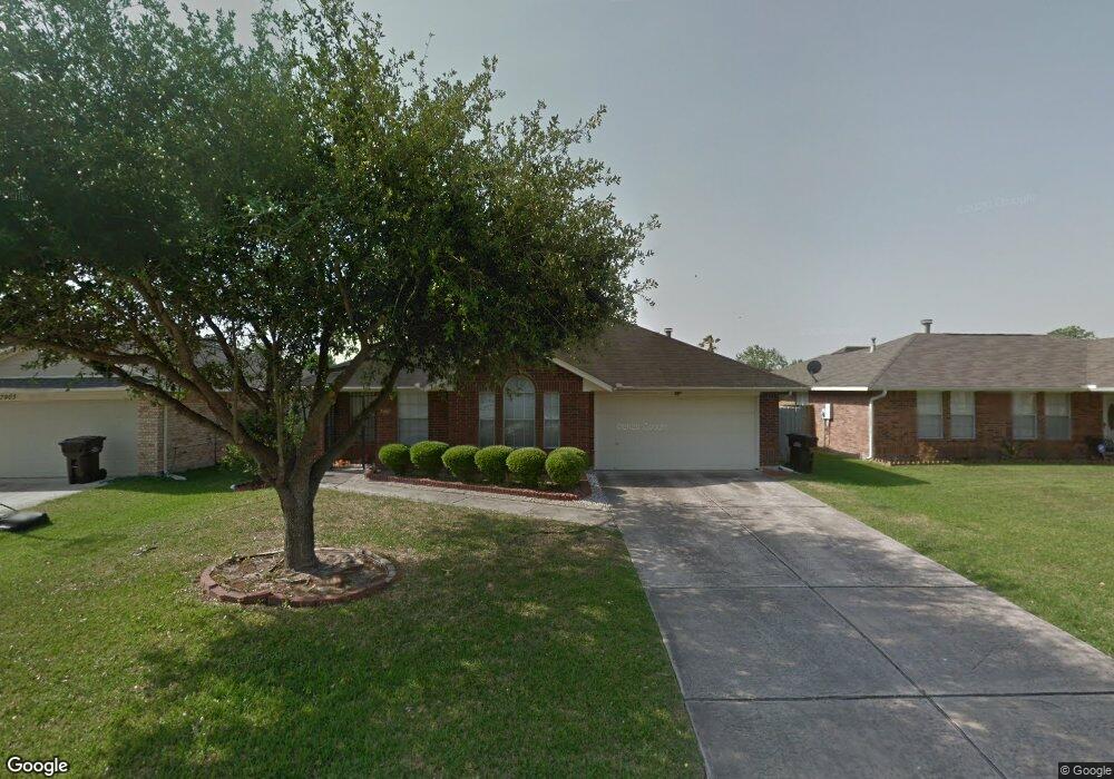 7907 Woodland Oaks Ct, Houston, TX 77040 - photo 1