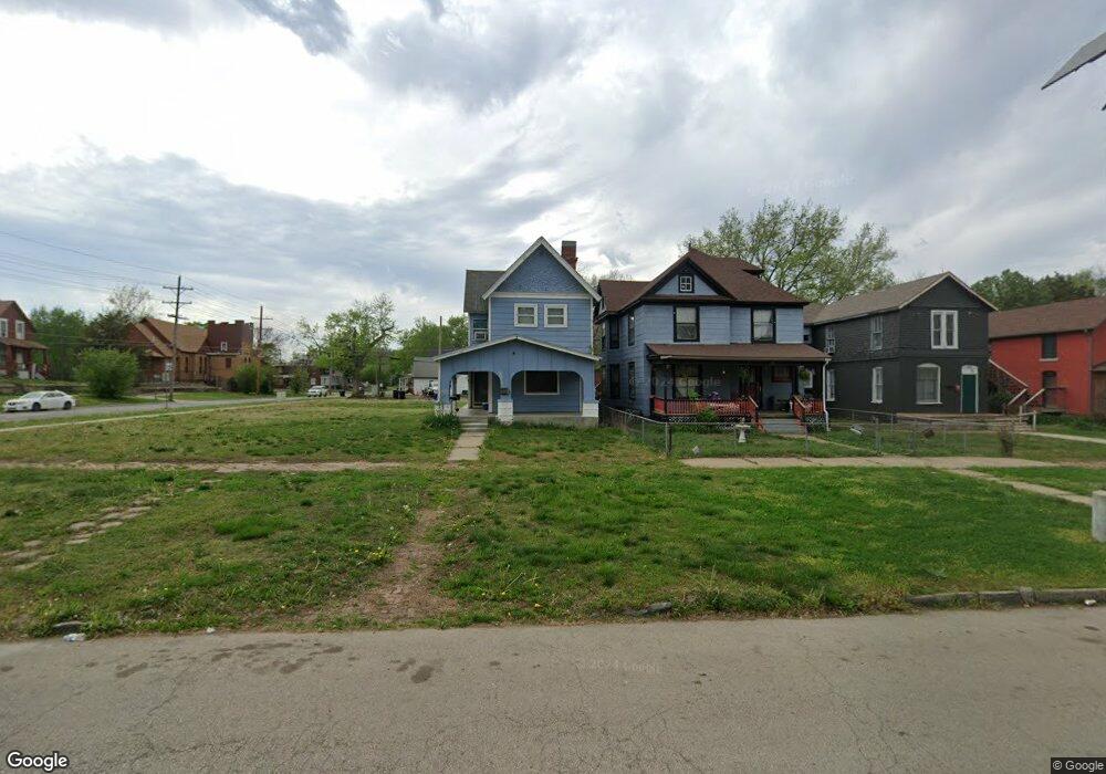 431 SW Taylor St, Topeka, KS 66603 - photo 1