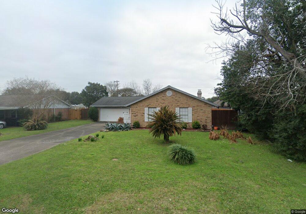 1516 Highland Dr, Alvin, TX 77511 - photo 1