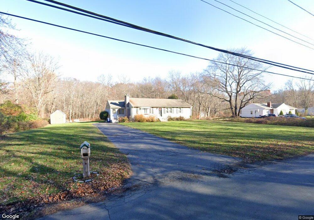 355 Dogburn Ln, Orange, CT 06477 - photo 1