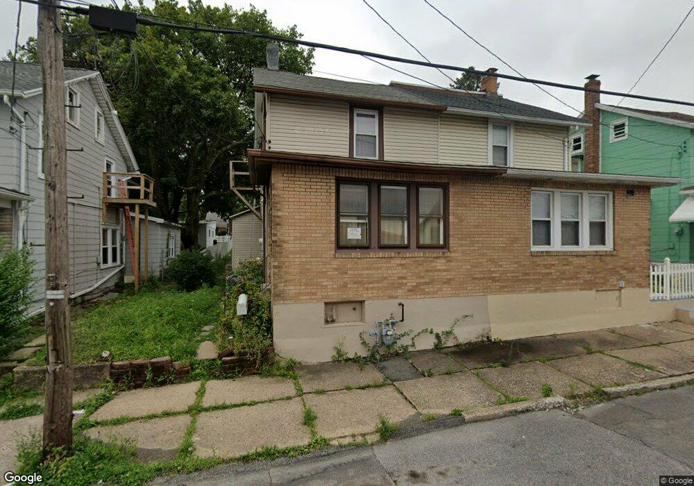 408 E Walnut St, Hazleton, PA 18201 - photo 1