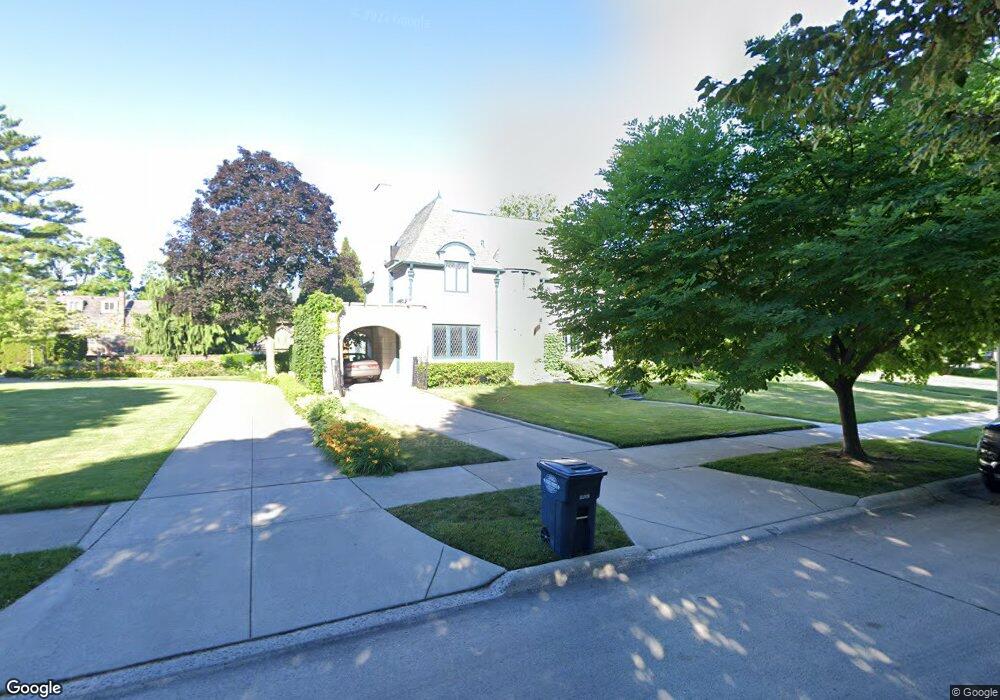 461 University Place, Grosse Pointe, MI 48230 - photo 1
