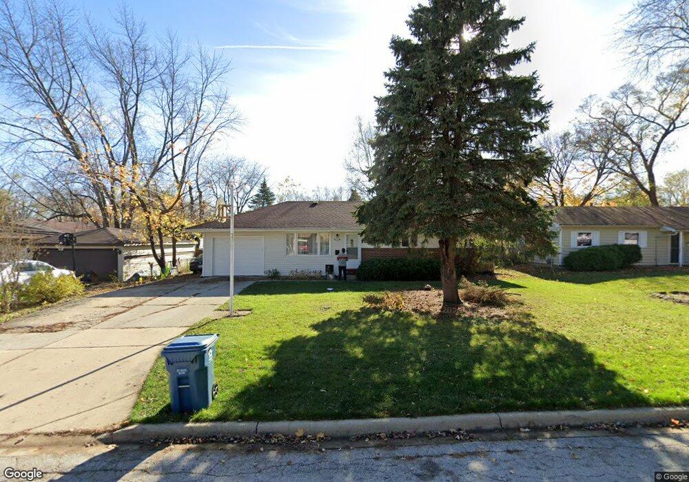 1920 Opal Dr unit 4, Aurora, IL 60506 - photo 1