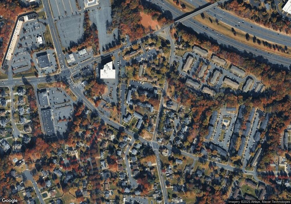 119 Morristown Rd unit 202B, Matawan, NJ 07747 - photo 1