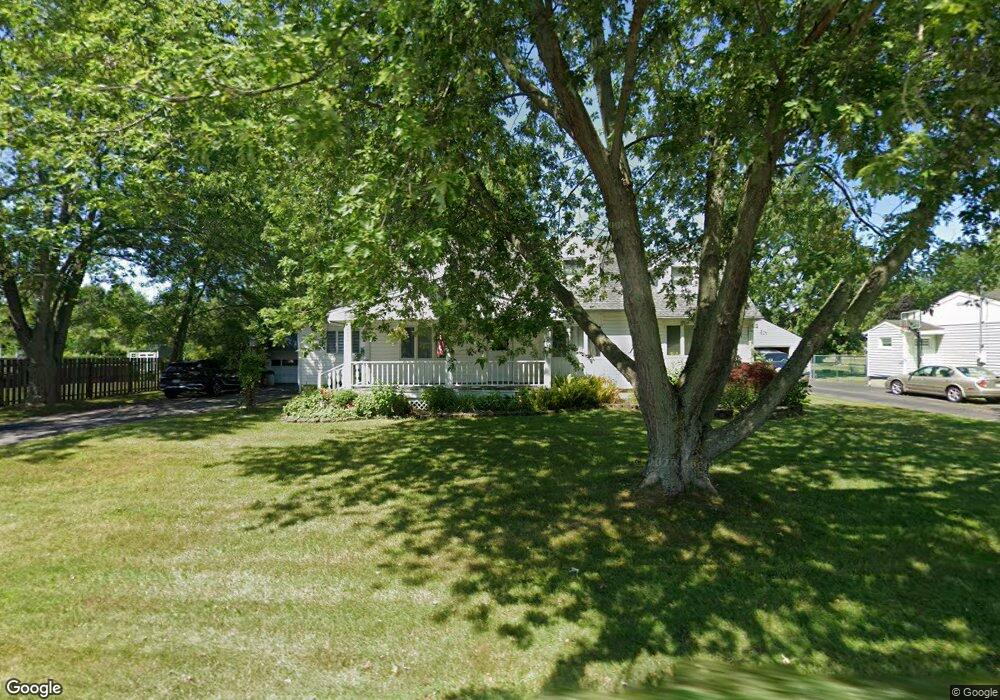 2845 Homeyer Rd, North Tonawanda, NY 14120 - photo 1