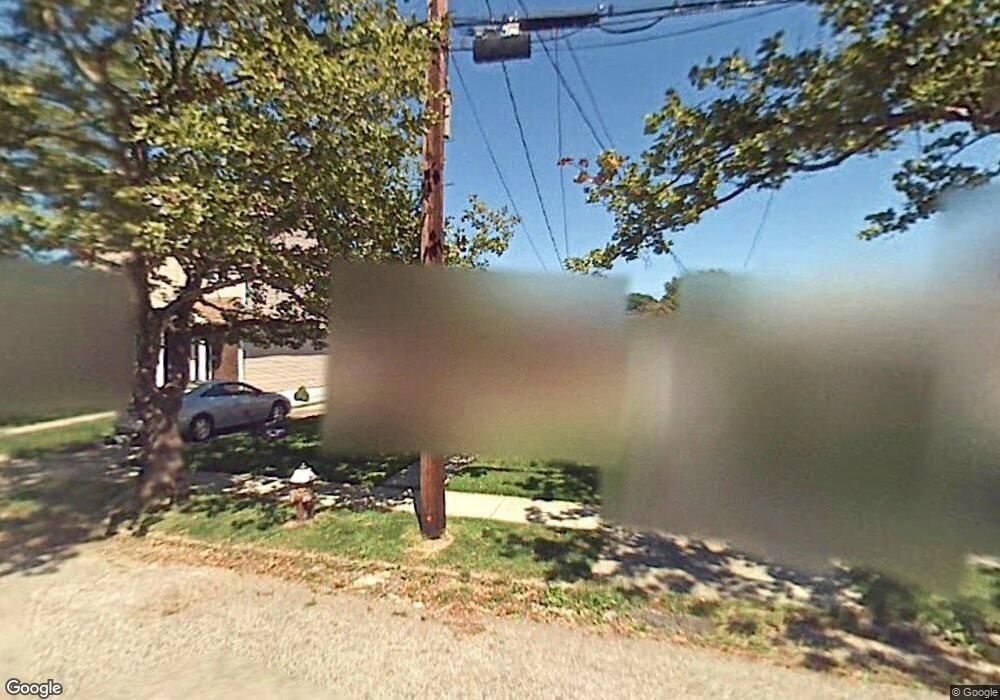 221 Currie Ave, Staten Island, NY 10306 - photo 1