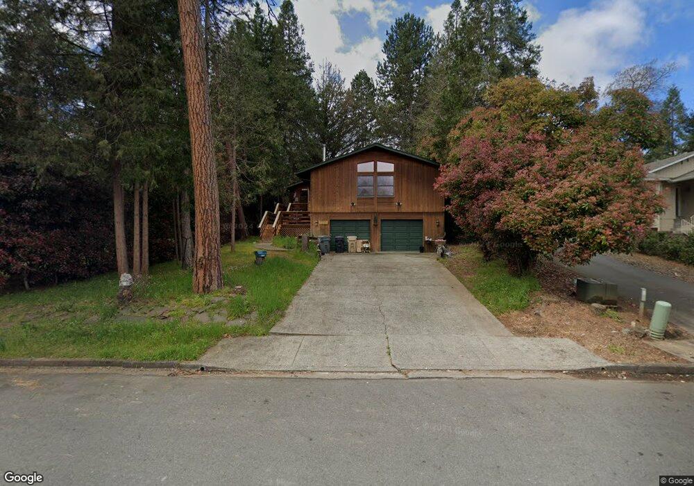 1220 NW Prospect Ave, Grants Pass, OR 97526 - photo 1