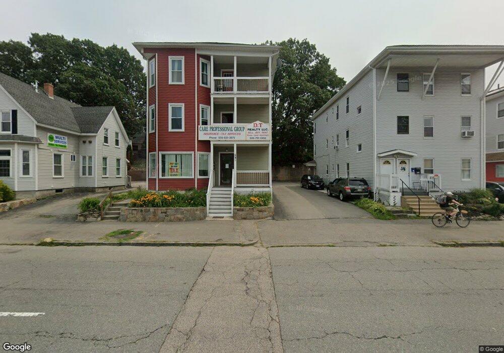 541 Park Ave unit 2, Worcester, MA 01603 - photo 1