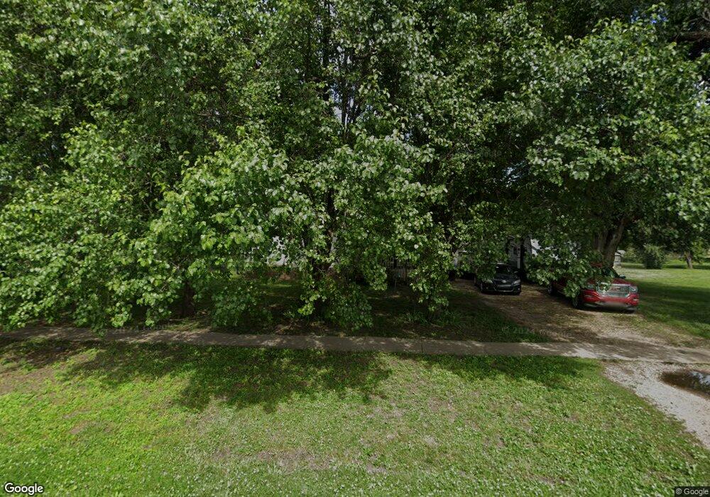 516 Pearl St, Rossville, KS 66533 - photo 1