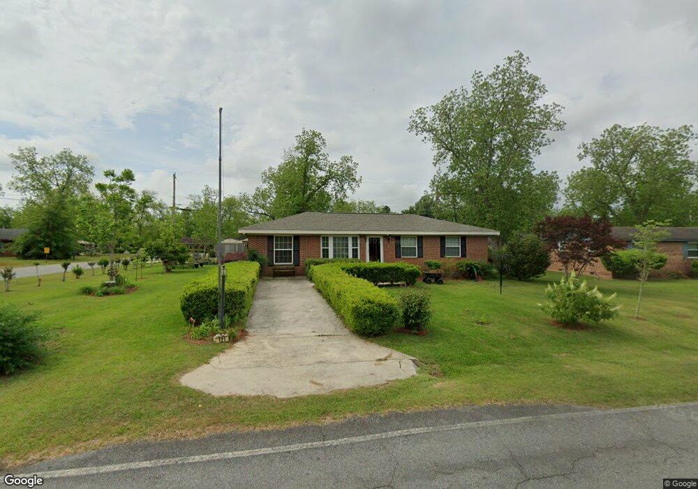 121 Park Cir, Fitzgerald, GA 31750 - photo 1
