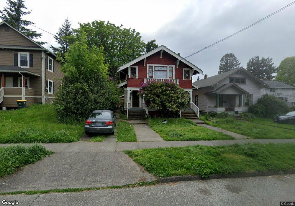 712 E Maple St, Bellingham, WA 98225 - photo 1