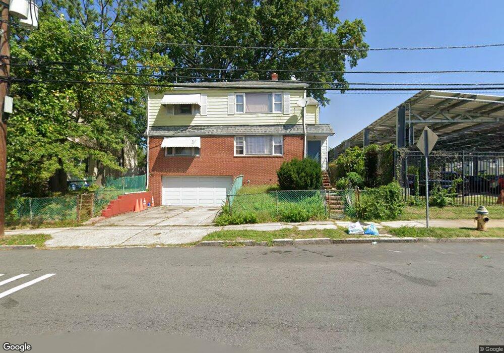 327 Goldsmith Ave unit 1, Newark, NJ 07112 - photo 1