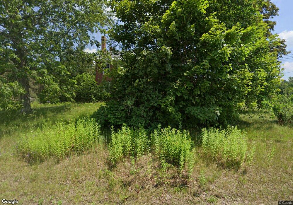 297 Charles Bancroft Hwy, Litchfield, NH 03052 - photo 1