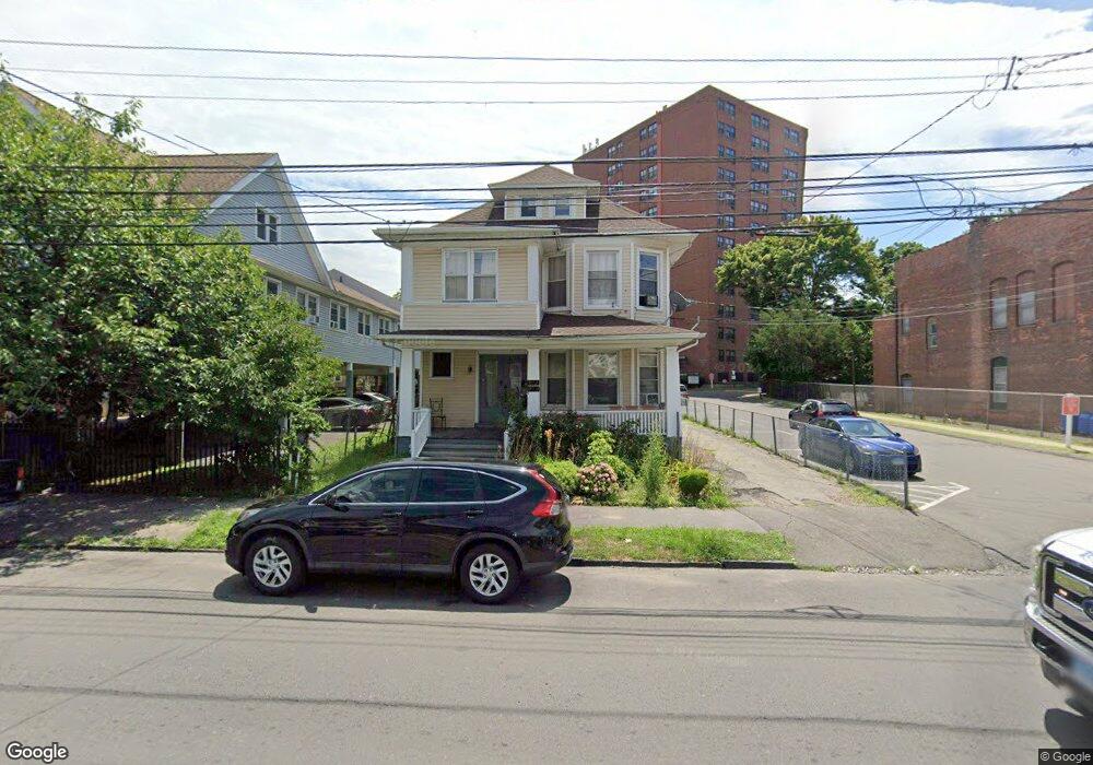 277 Maplewood Ave unit 2, Bridgeport, CT 06605 - photo 1