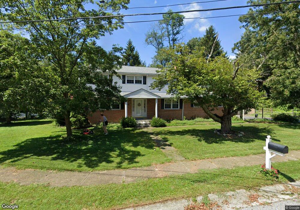 421 Locust Dr, Newark, DE 19711 - photo 1