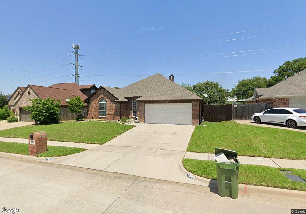 7208 Spring Oak Dr, North Richland Hills, TX 76182 - photo 1