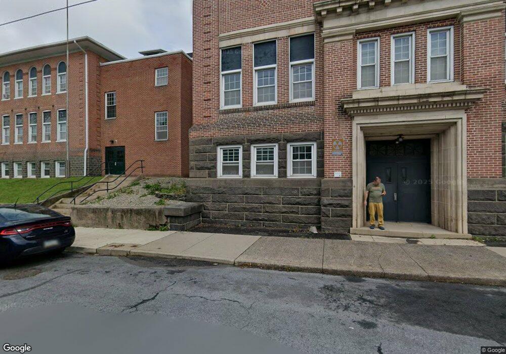 50 S 3rd St, Perkasie, PA 18944 - photo 1