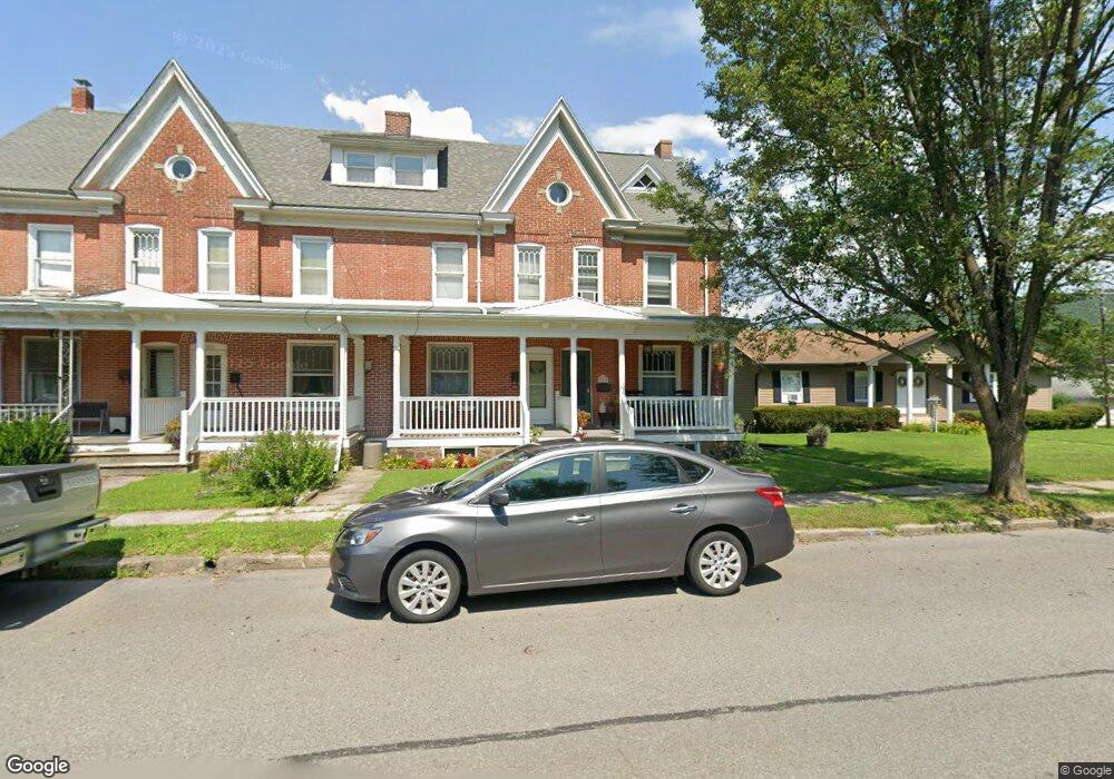 925 Center St, Jim Thorpe, PA 18229 - photo 1