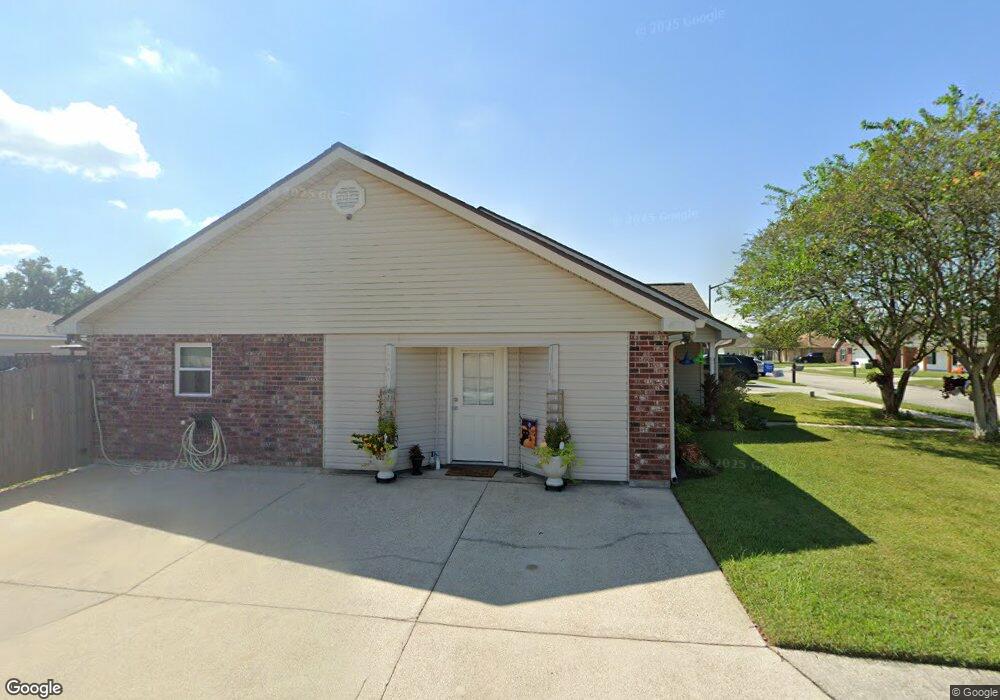 518 Cavaness Dr, Houma, LA 70364 - photo 1